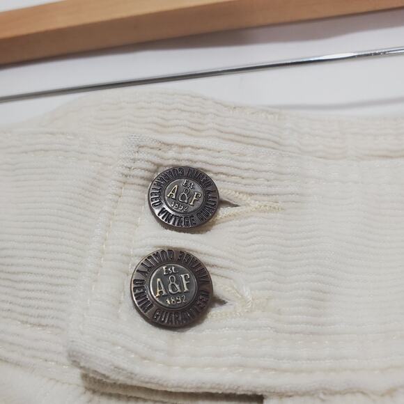 Vintage Y2K Abercrombie | Corduroy Bootcut Jeans Pants in Cream White - Picture 10 of 11